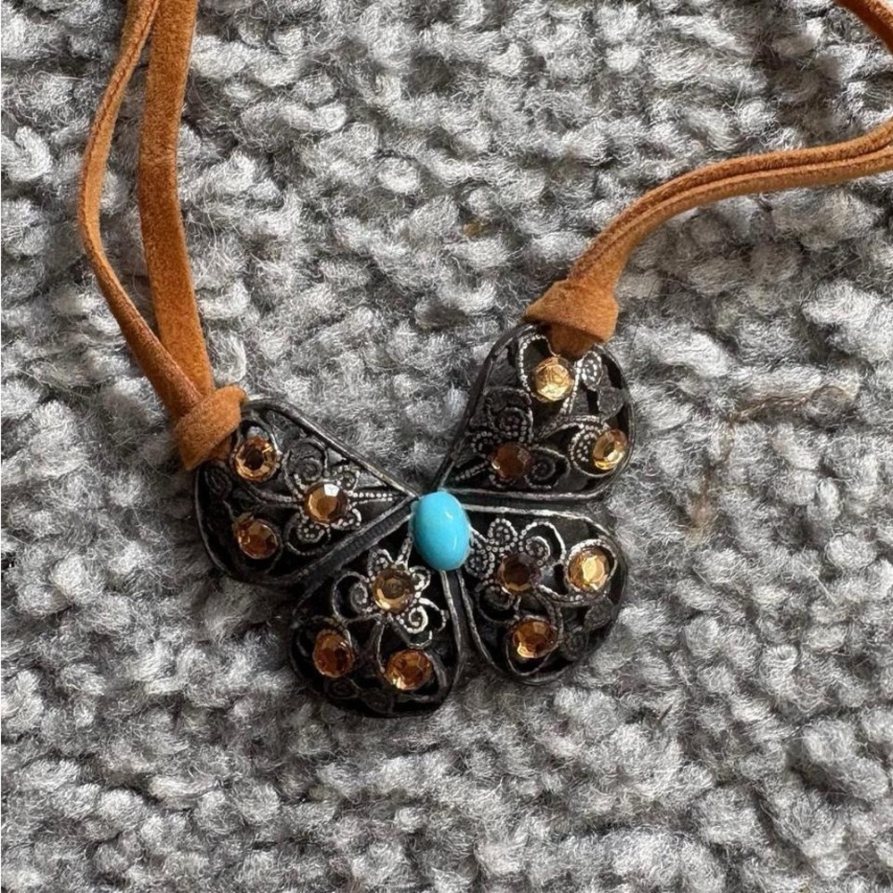 SOLD - Picture 3 of 4